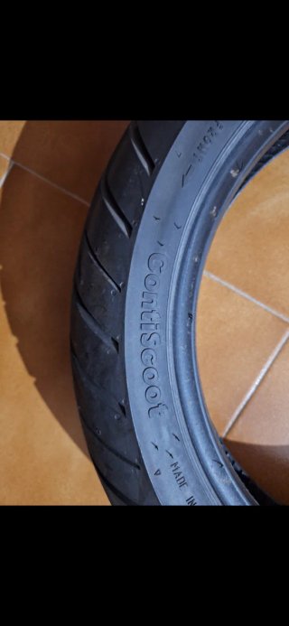 Neumáticos Continental 150/70 R13 y 120/70 R14