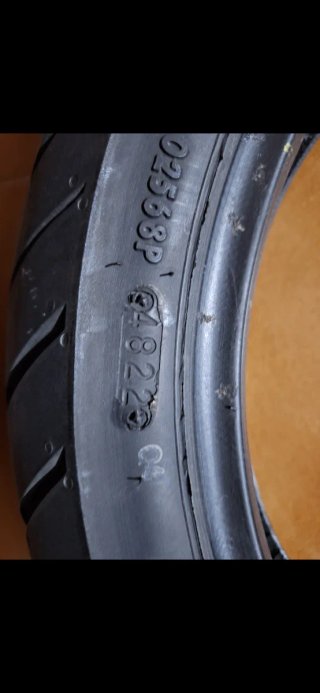 Neumáticos Continental 150/70 R13 y 120/70 R14
