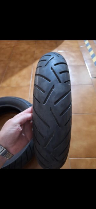 Neumáticos Continental 150/70 R13 y 120/70 R14