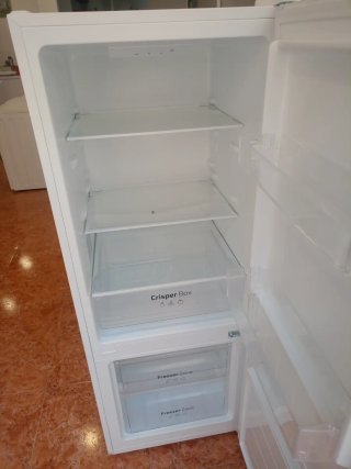 Nevera pequeña combi blanca