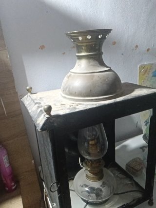 Lámpara antigua de candil