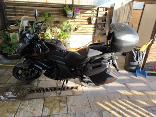 Kawasaki Versys 650 Negra/Gris