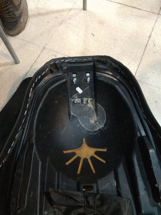 Asiento Yamaha x max