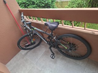 Bicicleta Rockrider quase nova