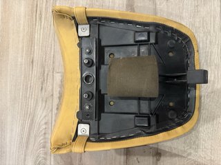 Asiento BMW R850R