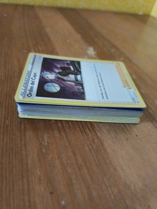 39 carte Pokémon Astri Lucenti