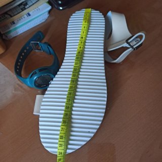 Sandalias niña beige y marrón talla 37