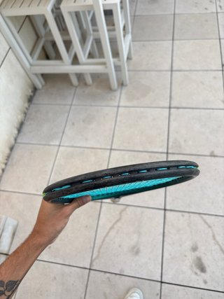 Raqueta Wilson Blade 2025 v9 98 Grip 2