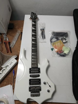 Guitarra Eléctrica Blanca
