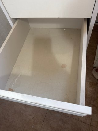 Cajonera blanca de plástico