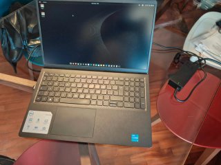 PC Dell Inspiron 15 con Linux