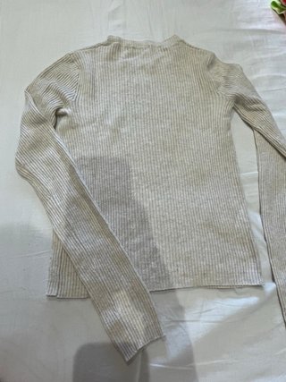Jersey Bershka beige trenzado