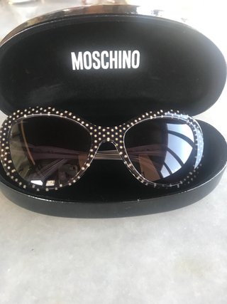 Gafas de sol Moschino lunares