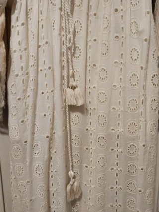Vestido largo blanco y beige talla M/L