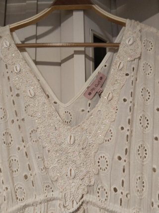 Vestido largo blanco y beige talla M/L