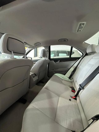 Mercedes-Benz Clase C 2010