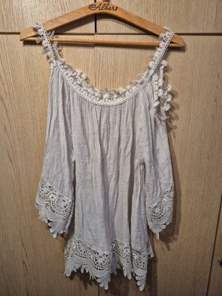 Vestido corto crema con encaje L
