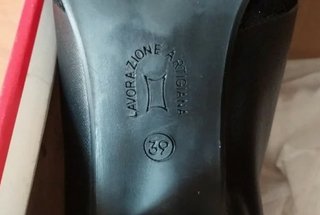 Scarpe in pelle con tacco comodo
