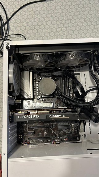 PC Gaming Game en perfecto estado.