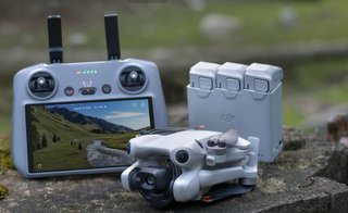 DJI Mini 4 Pro Fly More Combo RC2