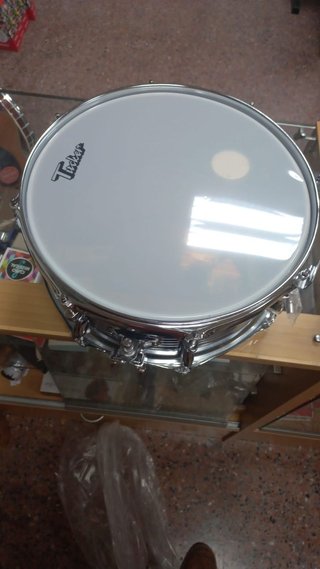 Caja batería metálica Tucker 14"x5.5" NUEVA