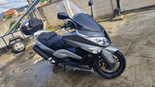 Yamaha TMAX Maxi Scooter
