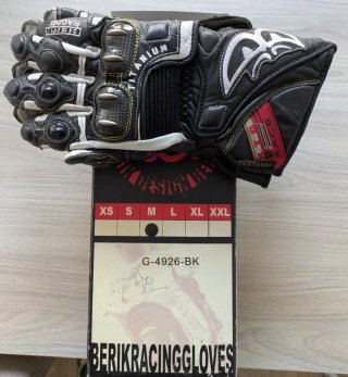 Guantes Berik Racing Piel Negro y Blanco