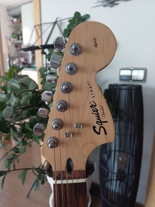 Squier Strat by Fender Affinity Series