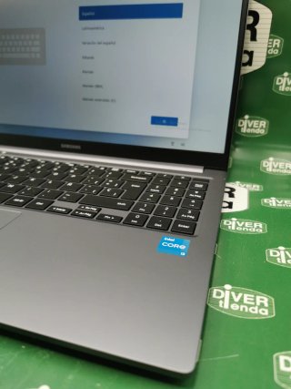 Portátil Samsung Galaxy Book 4 Grigio