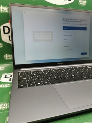 Portátil Samsung Galaxy Book 4 Grigio
