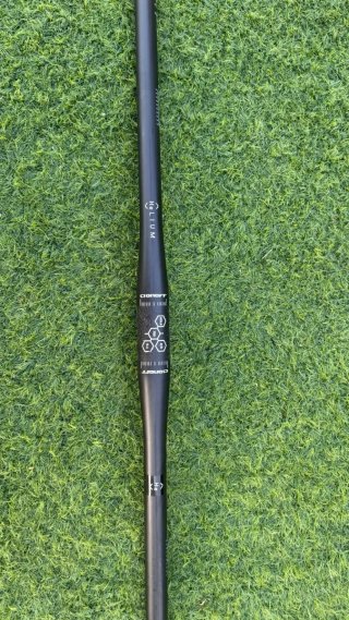 Manillar de  Carbono Onoff Helium 750mm