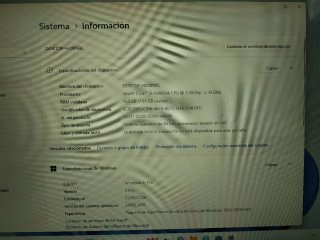 Portátil Intel i3 16GB RAM 2TB SSD. 15"
