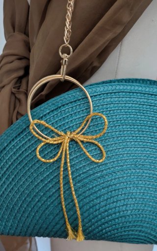 Pochette in paglia colore ottanio
