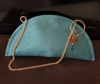 Pochette in paglia colore ottanio