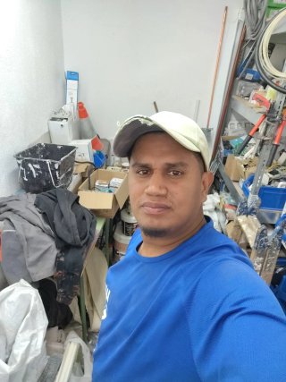 Hola buenas soy peón buen trabajor responsable