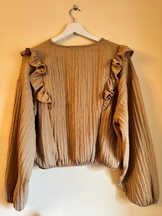 Blusa Pull&Bear volantes M