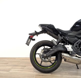 KAWASAKI Z 650   (modelo actual) A2 2025