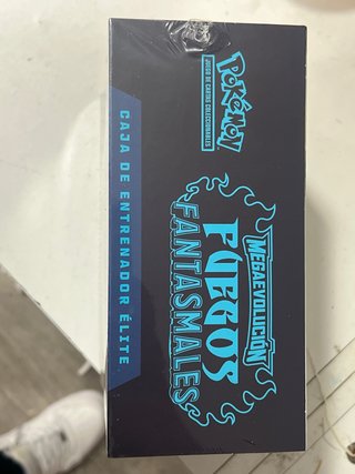 Pokémon Caja Entrenador Élite Fuegos Fantasmales