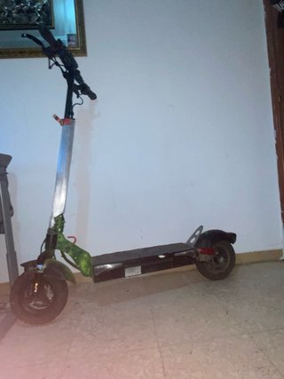 Patinete Eléctrico con Luces LED