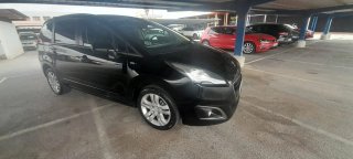 Peugeot 5008 2015