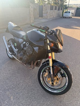 Kawasaki Z1000 Naked Negra