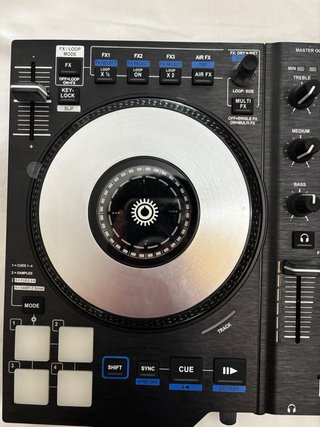 Mesa de mezclas DJ Hercules DJControl Jogvision