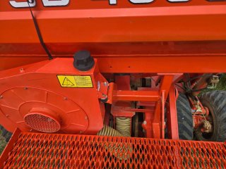 Sembradora Kuhn sd4000