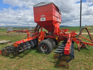 Sembradora Kuhn sd4000