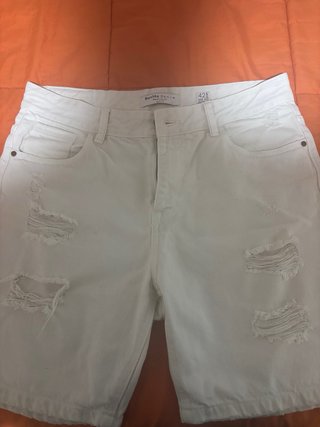 Vaqueros blancos Bershka rotos hombre