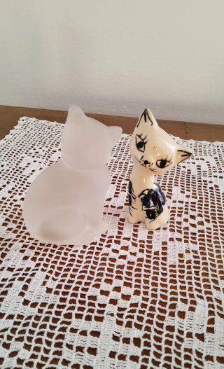 Coppia Gatti Ceramica e Vetro Satinato