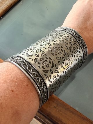 Maxi bracciale etnico semi rigido
