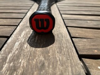 Raqueta Wilson Blade 100L V9 Grip 2