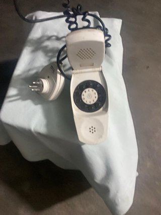 Telefono  grillo parlante fisso bianco con disco