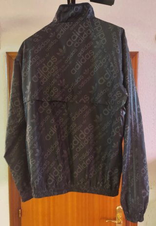 Chaqueta Adidas reversible negra multicolor